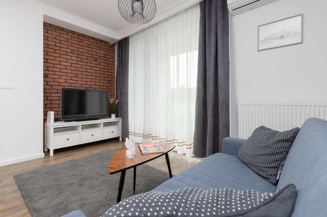 Warsaw Ursynow Apartment With Balcony By Noclegi Renters Exteriör bild
